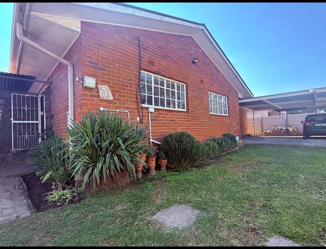 3 BEDROOM HOUSE FOR SALE IN VANDERBIJLPARK CW 5